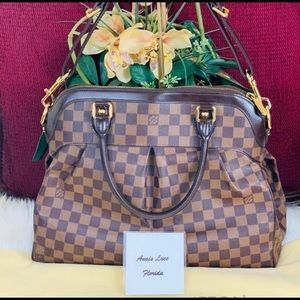 🛑Sold🛑: Trevi GM Damier Ebene